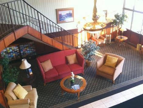 Ramada Mystic Exterior photo